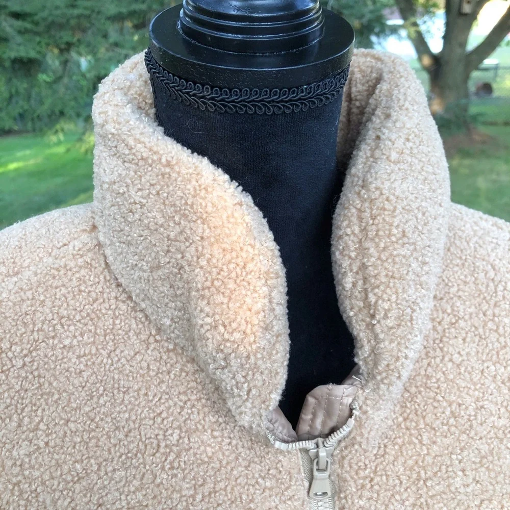 Sherpa Teddy Winter Jacket 🐻🐻🐻 - Picture 3 of 14
